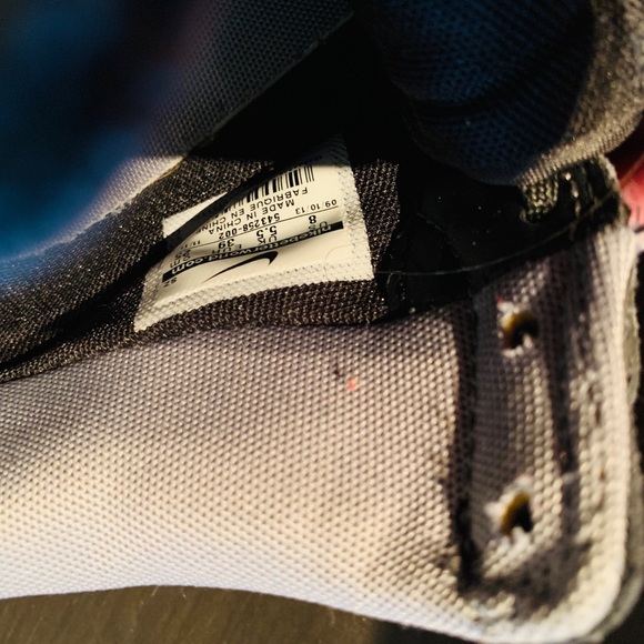 Nike’s - Picture 7 of 7